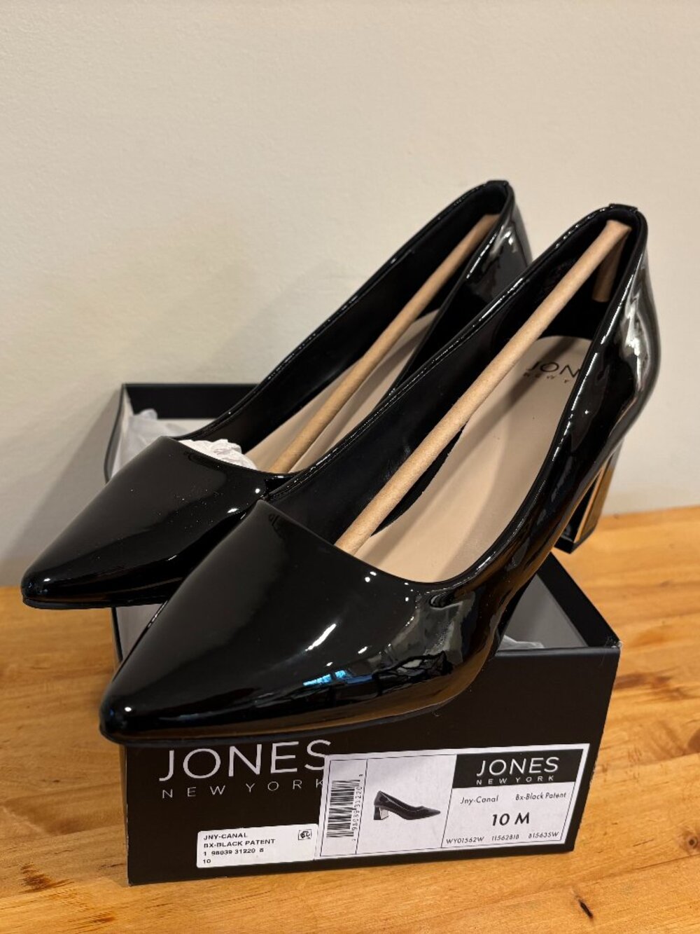 NWT Jones New York Canal Black Patent Pointed Toe Pumps 10M